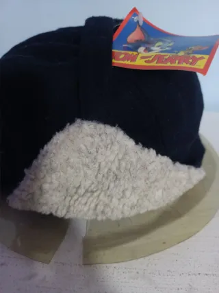 Gorro invierno con orejeras Tweety