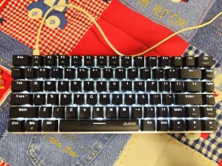 Teclado USB AJAZZ Negro