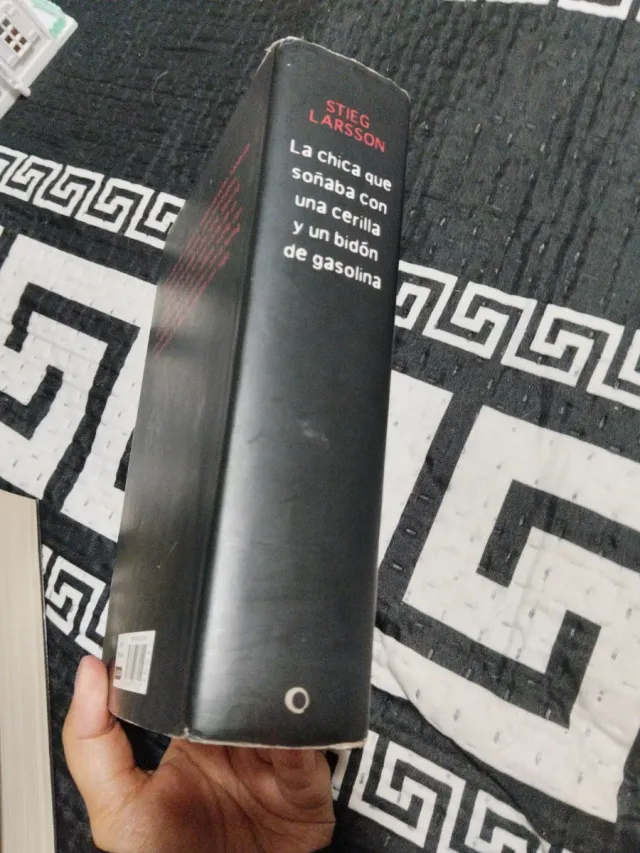 La chica que soñaba con una cerilla y un bidón ...