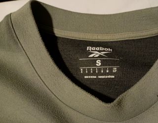 Sudadera Reebok con bolsillo