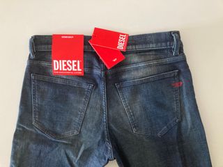 Diesel Strukt. Pantalón vaquero slim. W31 L34