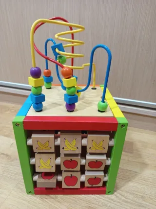 Cubo de juegos educativos madera estilo Montessori