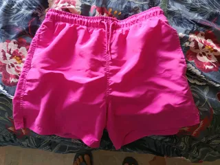 Pantaloncini da bagno rosa Primark