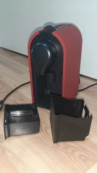 Cafetera Nespresso U Krups Roja