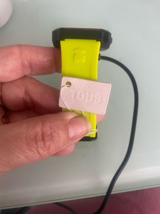 Reloj Tous Smartwatch Negro y Amarillo