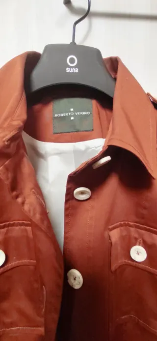 Trench Corto Roberto Verino color teja