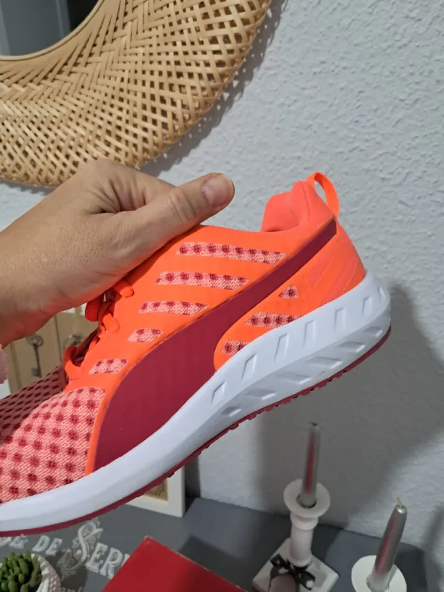 Deportivas Puma Naranja y Rosa