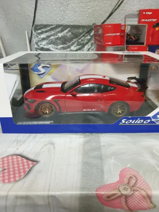 Coche Solido Ford Shelby Mustang Super Snake Rojo