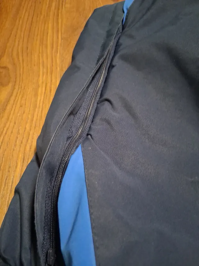Anorak Joma EMF Humanes