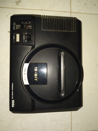Consola Sega Mega Drive 16-BIT primera mano