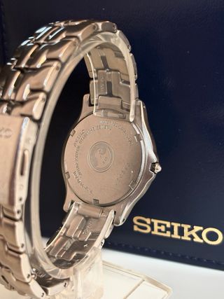 Seiko Titanium 7N22 1990s · Con Caja y Papeles