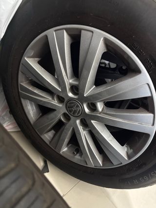 Llantas Volkswagen 235/55R17 103Y Michelin