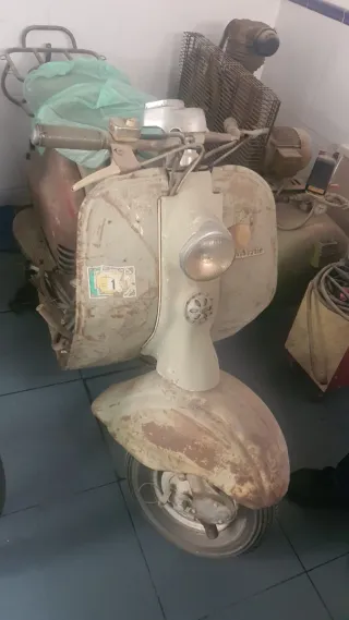 Lambretta LD 125 motor arranca
