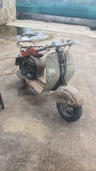 Lambretta LD 125 motor arranca