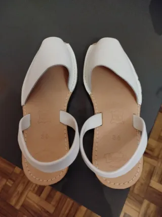 Menorquinas Llonga's blancas sin estrenar Nº36