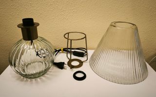 Lámpara de mesa de cristal