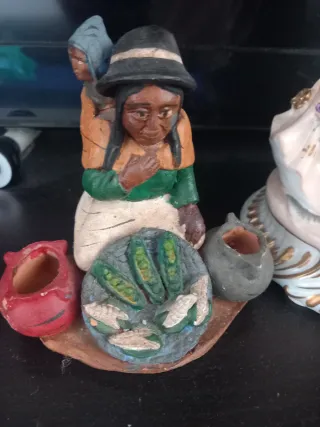 Statuine decorative in porcellana Tutto 20€