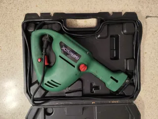 Sierra Sable Parkside Eléctrica