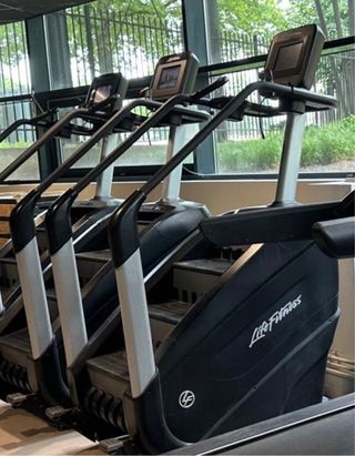 Escaladora Life Fitness Power Mill