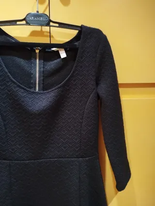 Vestido negro Springfield