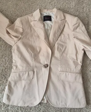 Americana beige mujer