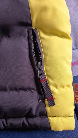 Chaleco acolchado niño azul y amarillo Talla 4 año