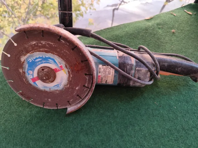 Amoladora angular Makita