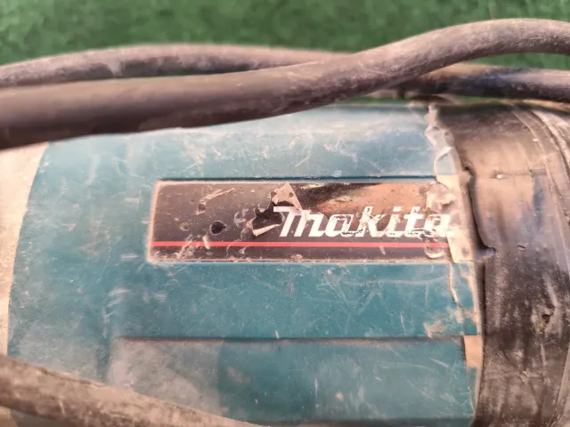 Amoladora angular Makita