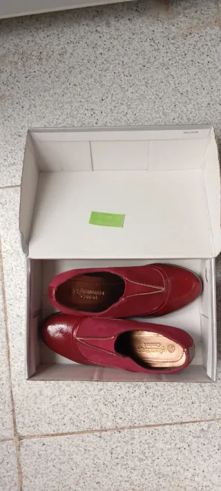 Zapatos de vestir rojos para mujer