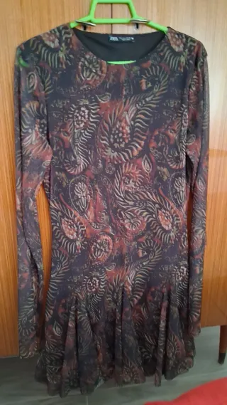 Vestido estampado Zara