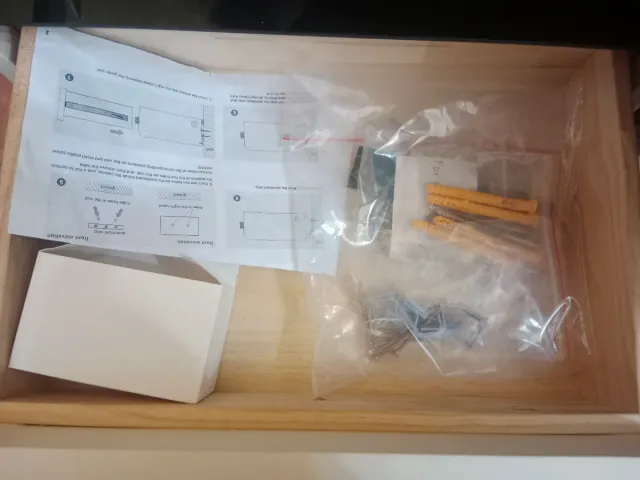 Mesilla inteligente negra y blanca