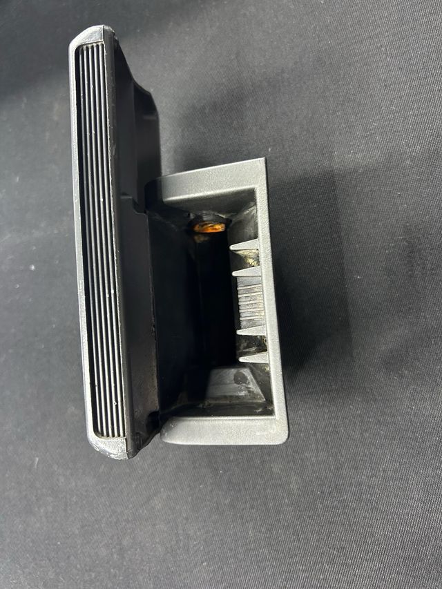 Cenicero Coche Renault 21