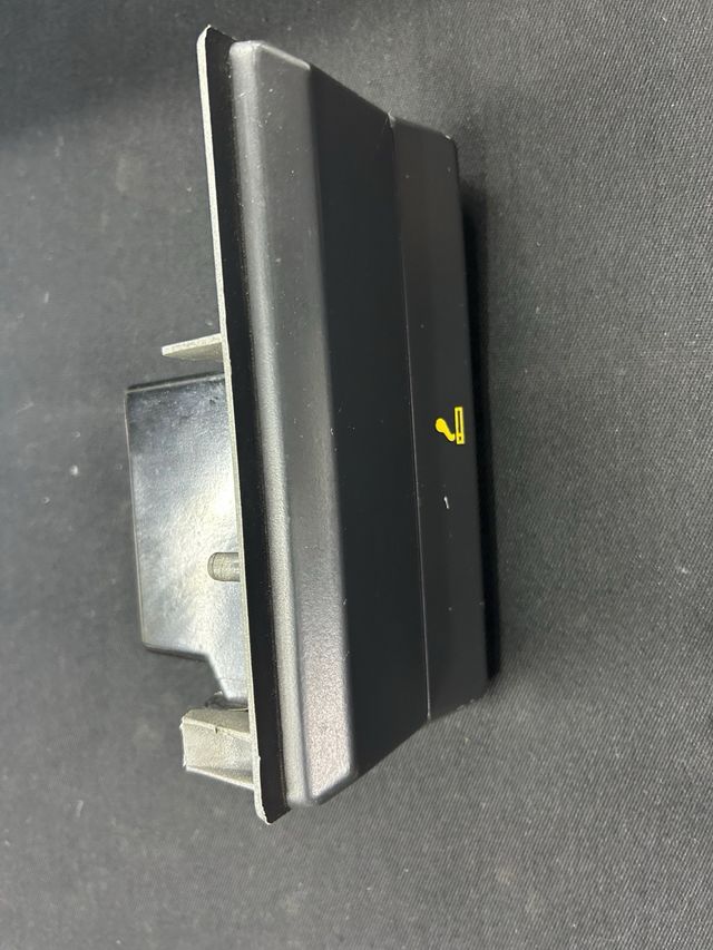 Cenicero Coche Renault 21