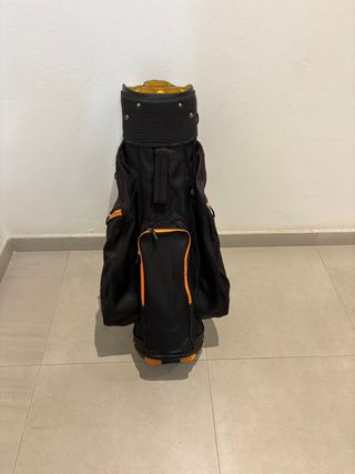 Bolsa de golf con separadores