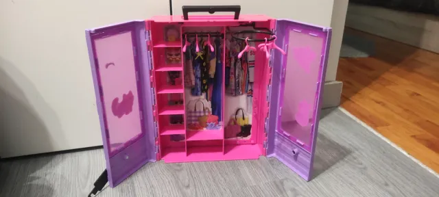 Armario Barbie Morado y Rosa