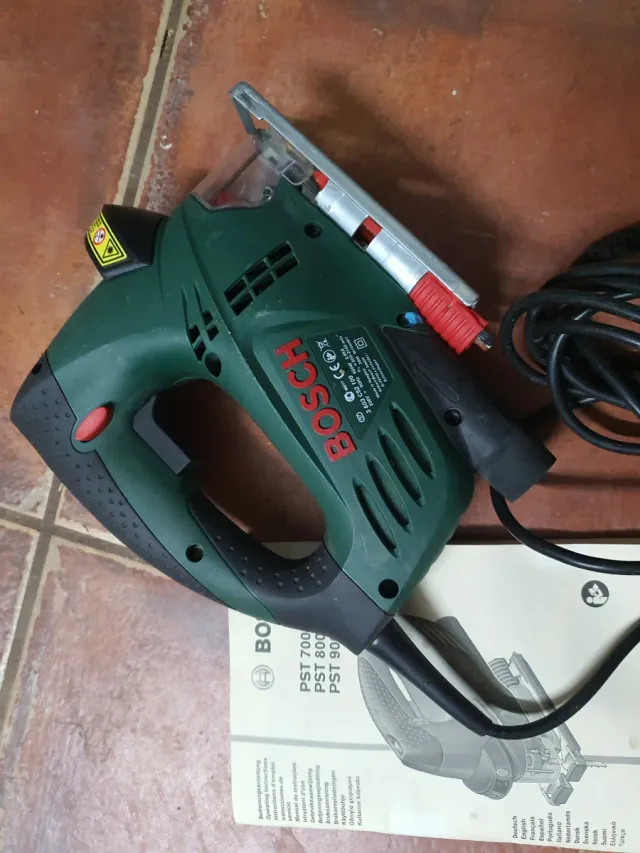 Sierra de calar Bosch PST 800 PEL