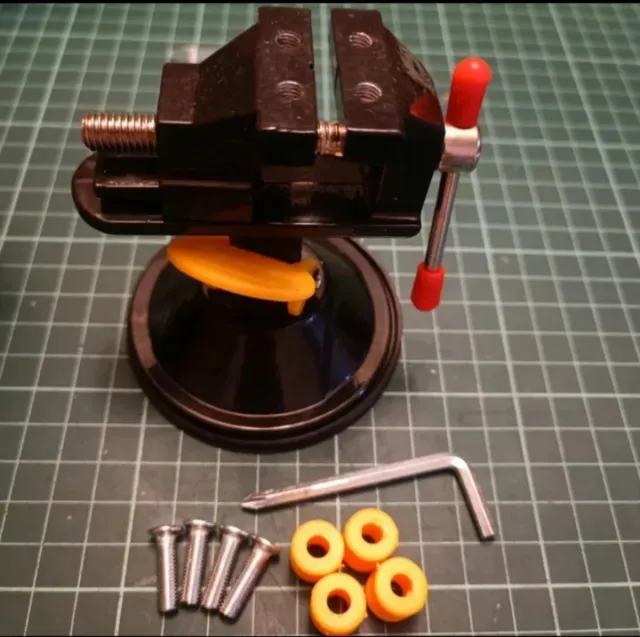 Mordacchia per pulire le monete