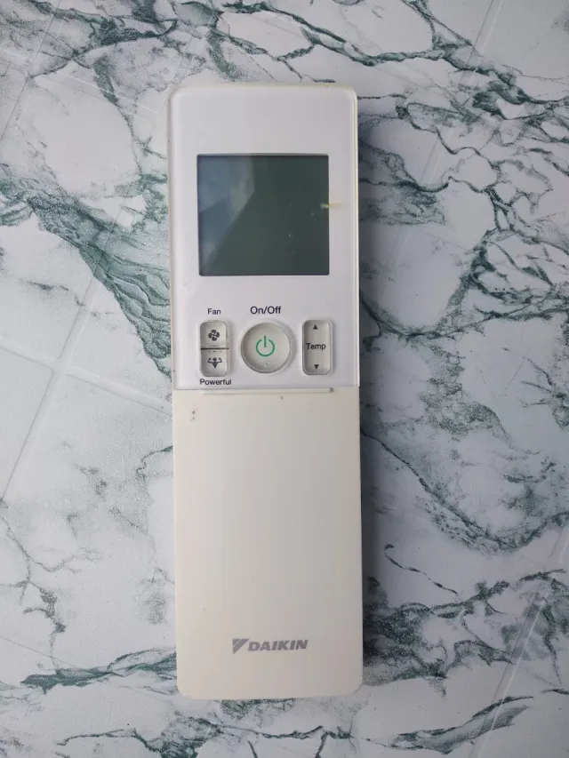 Telecomando Daikin ARC466A33.
