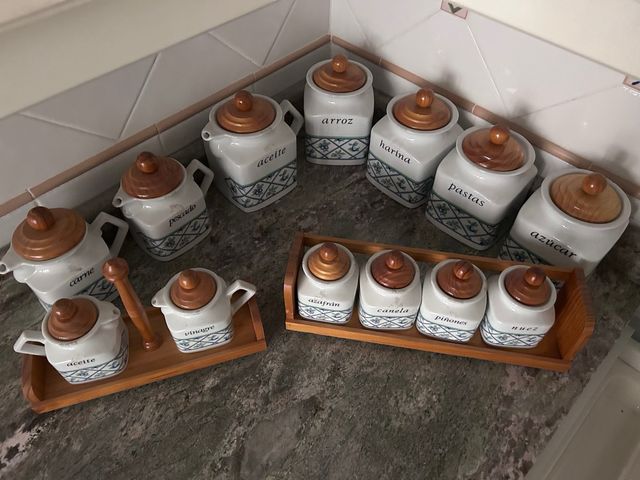 Set Botes Cerámica Cocina Madera