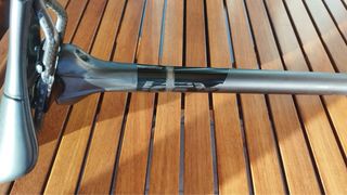 Sillín Prologo scratch m5 y Tija FSA kfx 27.2