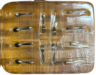 Casita de muñecas artesanal vintage