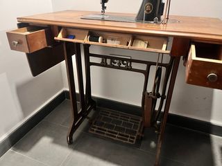 Máquina de coser Alfa vintage