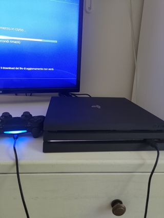 PlayStation 4 Pro 1TB + Giochi