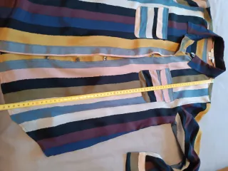 Blusa de seda con rayas