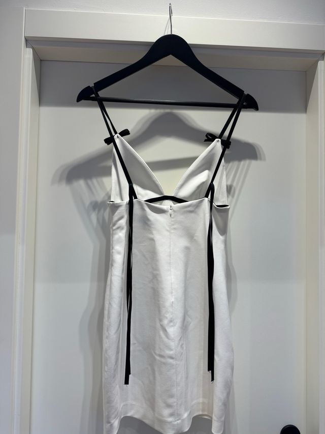 Vestido blanco tirantes lazo