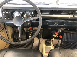 Land Rover Santana 88, serie 3 del 75. 900 Km