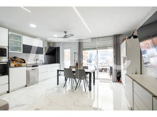 Casa en venta en Creu de Barberà en Sabadell