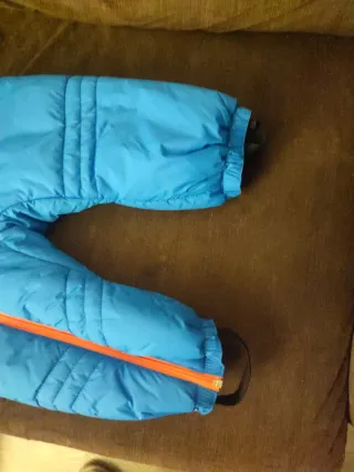 Mono de nieve azul 2 años