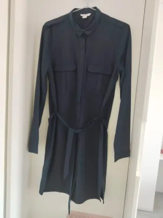 Vestido camisero azul con cinturón