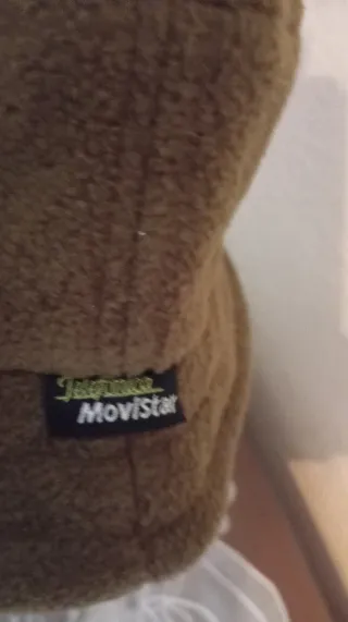 2 Gorros a cuadros negro y gris,y marrón por 4€